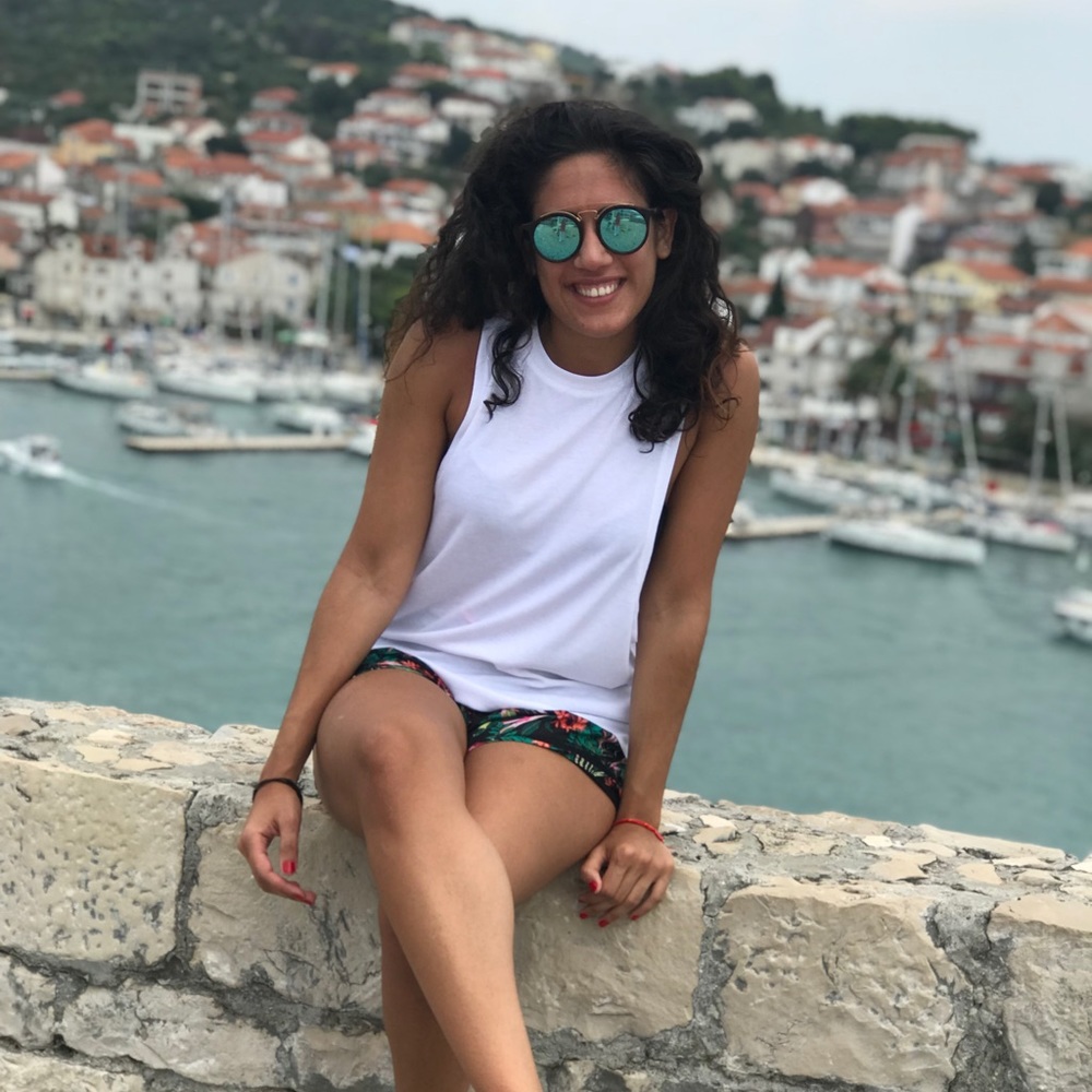 Meet your Posher, Keren